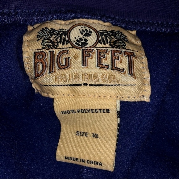 Big Feet Onesie Dark Blue Size XL - Picture 2 of 3